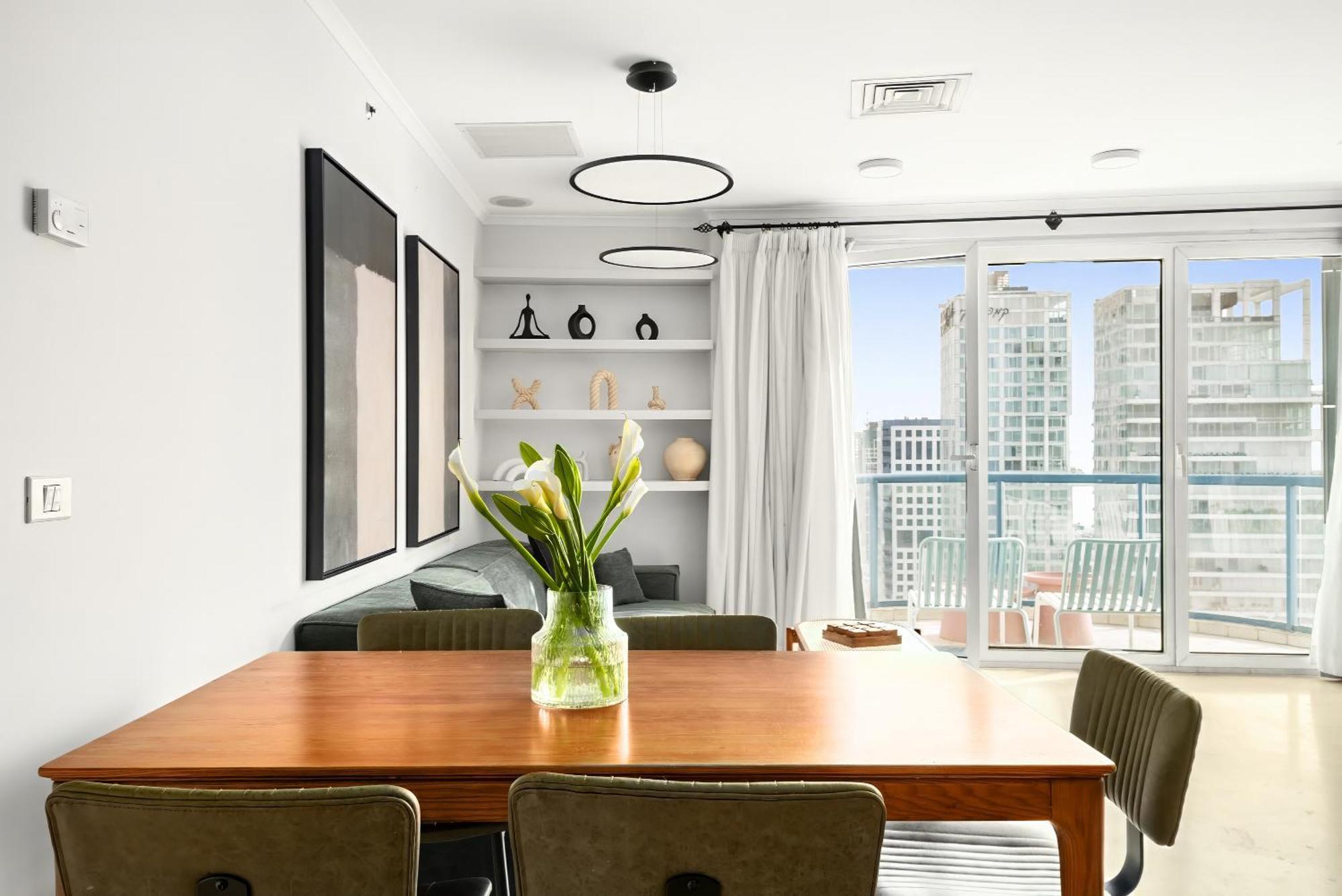 Superb Beachfront Apartments With Shelter By Sea N' Rent Tel Aviv Exterior foto